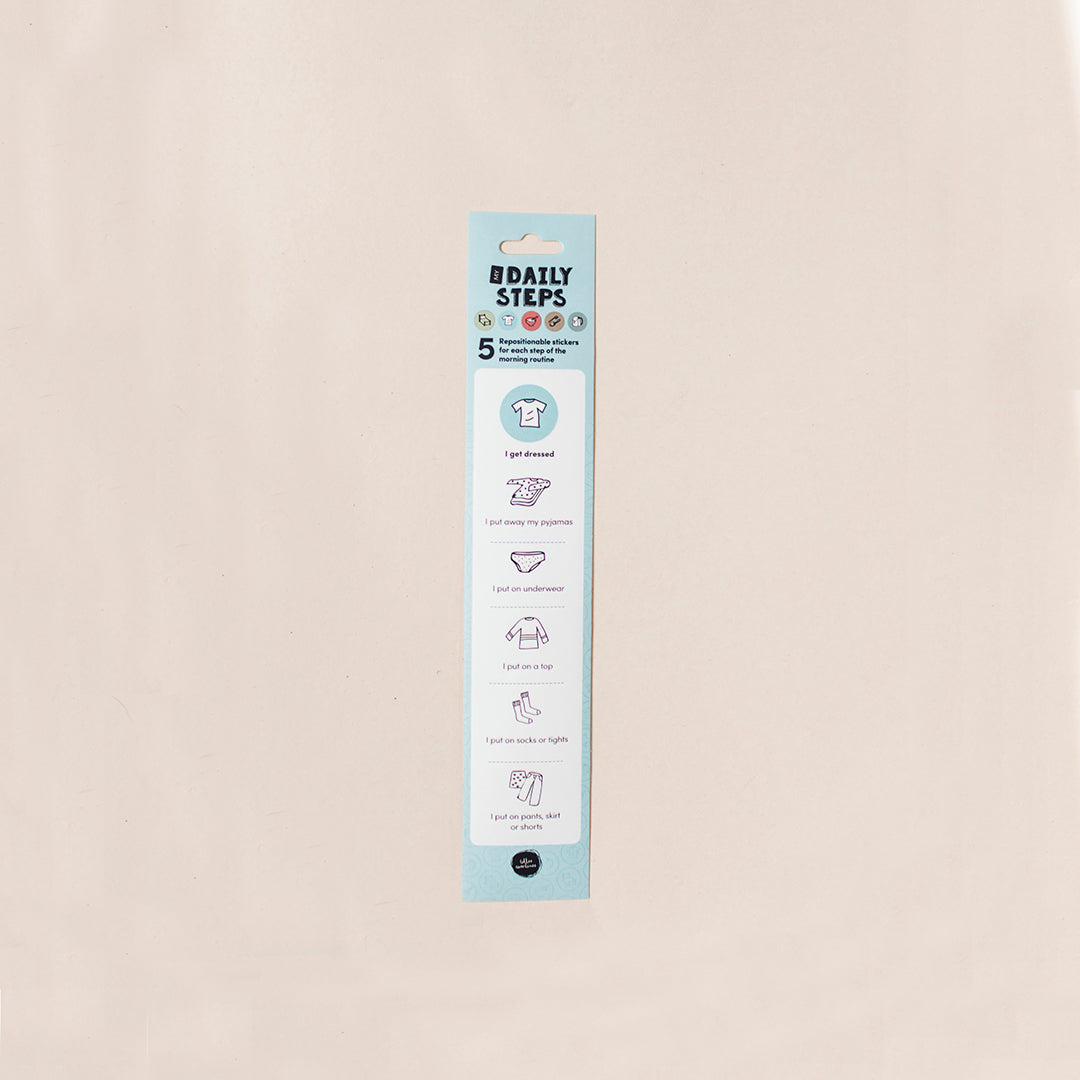 English version of the I get dressed daily steps Les Belles Combines