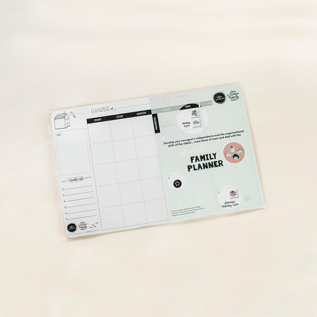 Monthly Family Planner (English Edition)