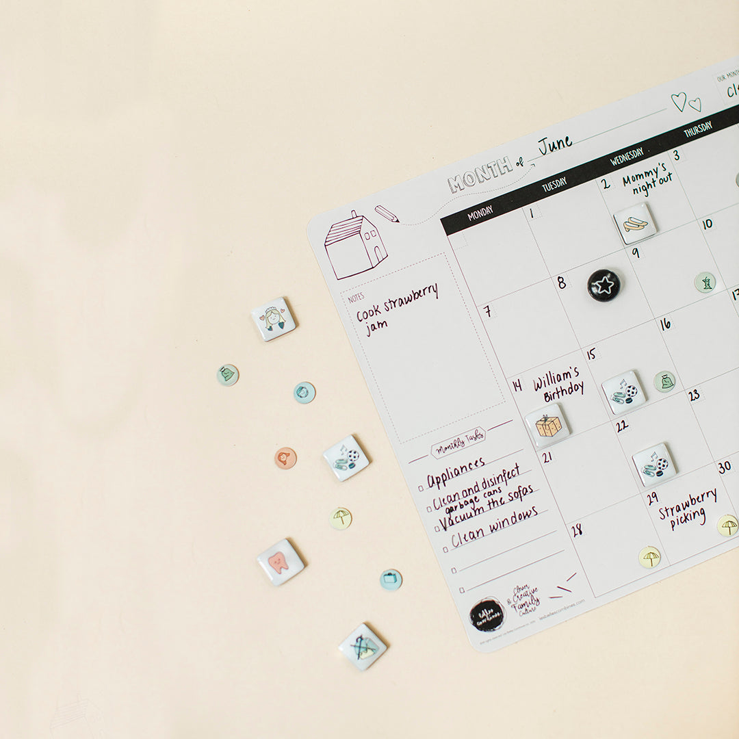 Monthly Family Planner (English Edition)