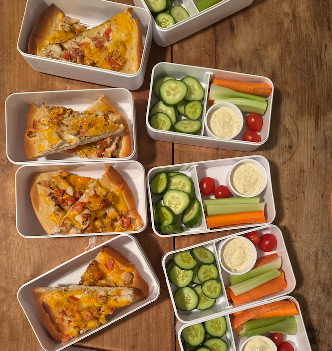 Pizza Poulet Alfredo et brushetta pour la boîte à lunch