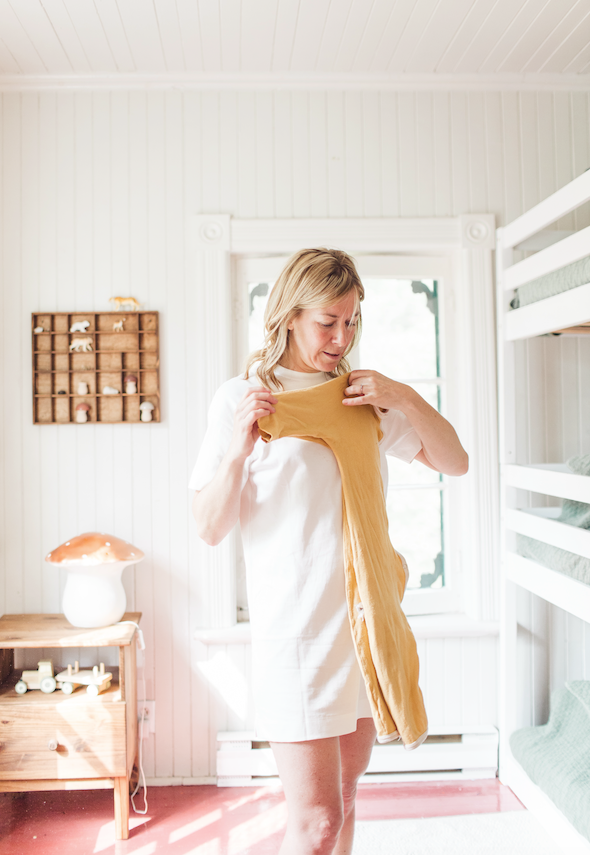 3 méthodes de rangement des vêtements des enfants en fonction de l'âge et des saisons