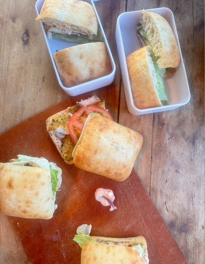Sandwich poulet parmigiana pour la boîte à lunch