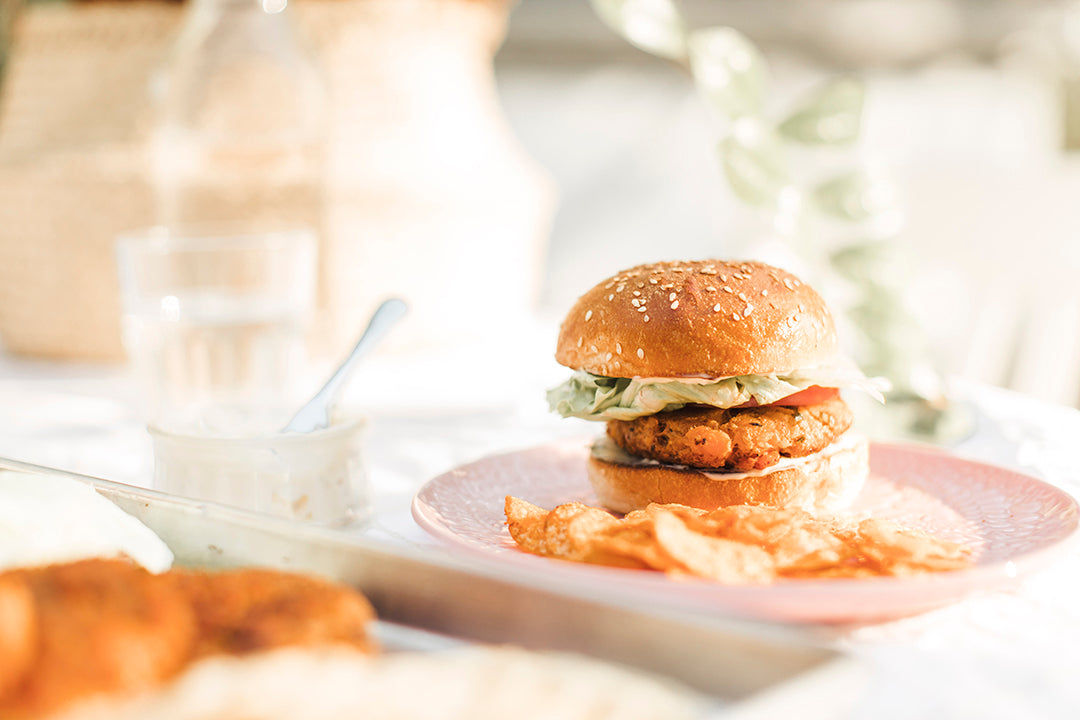 Burgers de saumon et mayonnaise à la lime