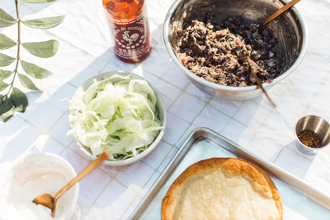 Tostadas aux haricots grillés
