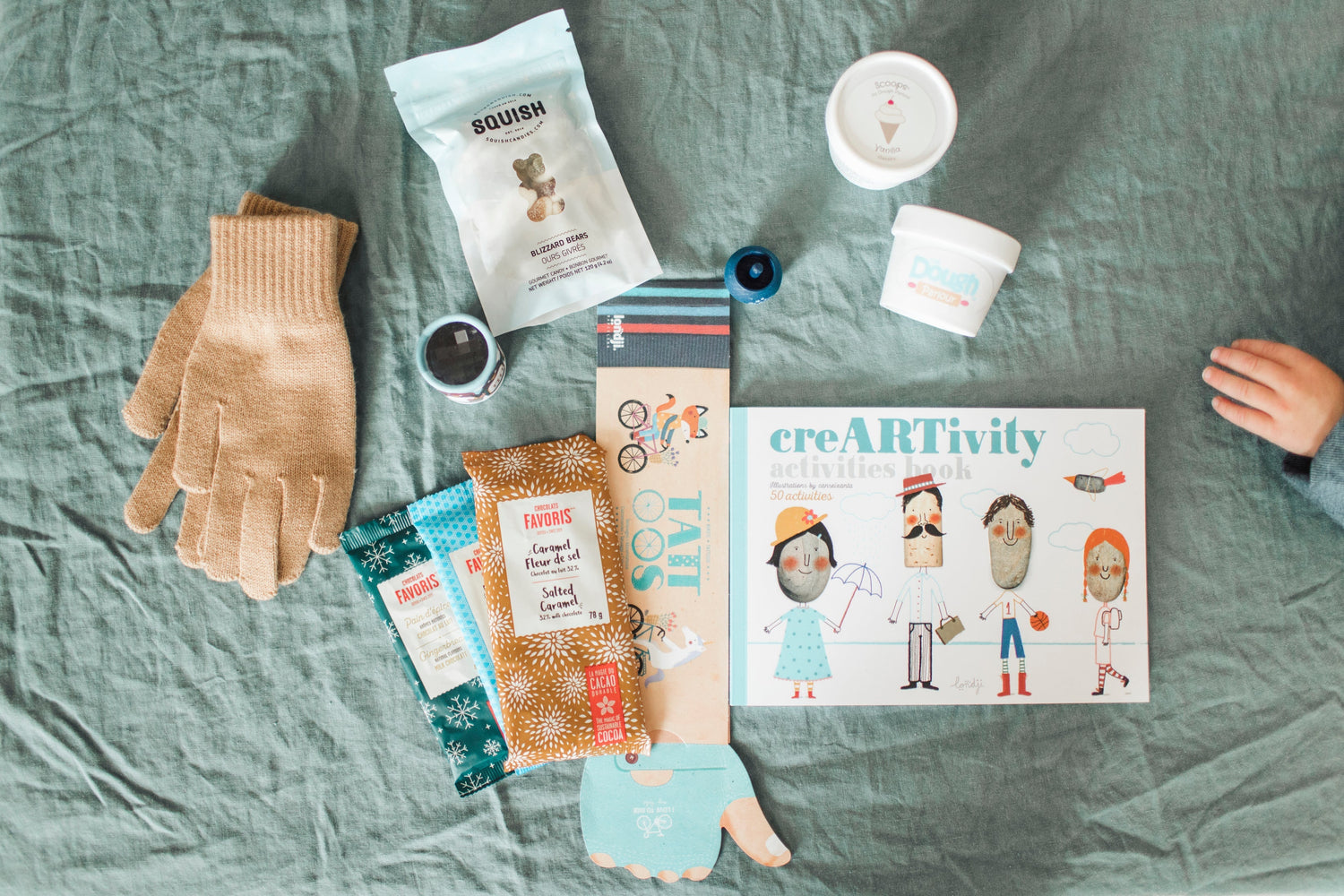 La règle des 4 cadeaux : offrir moins pour profiter plus à Noël