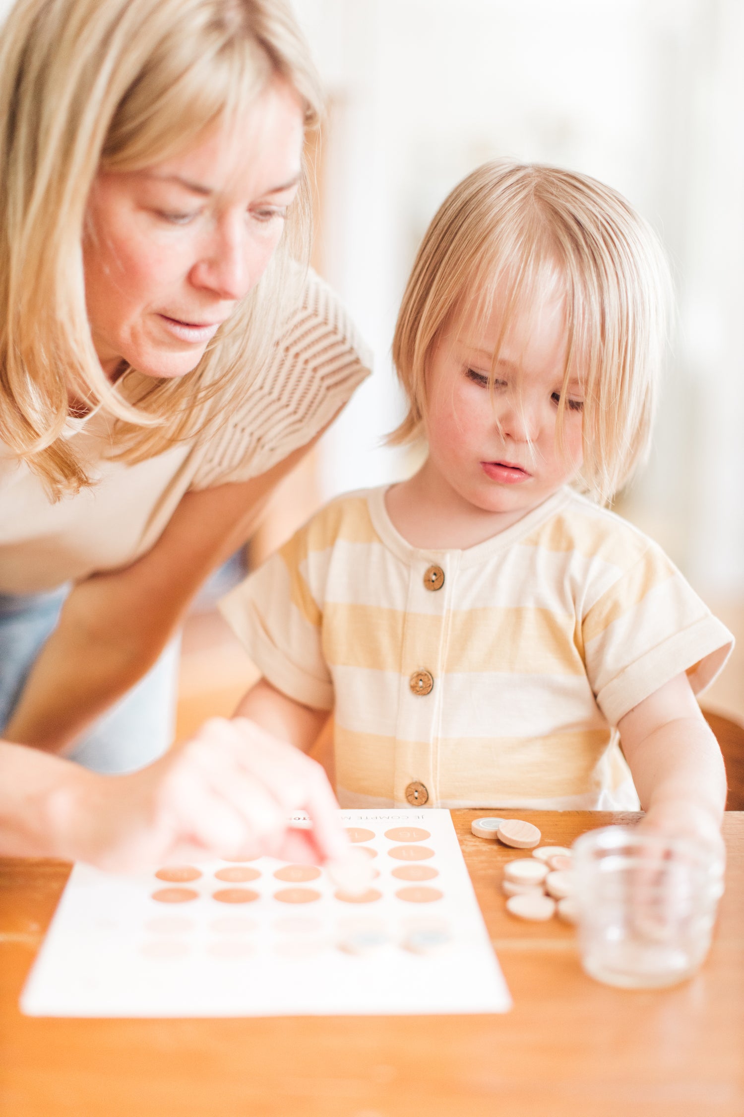 Les premiers pas vers la liberté financière : un guide pour enseigner la gestion financière aux enfants