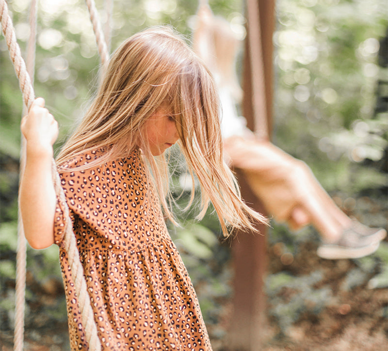 Tout le monde dehors! 