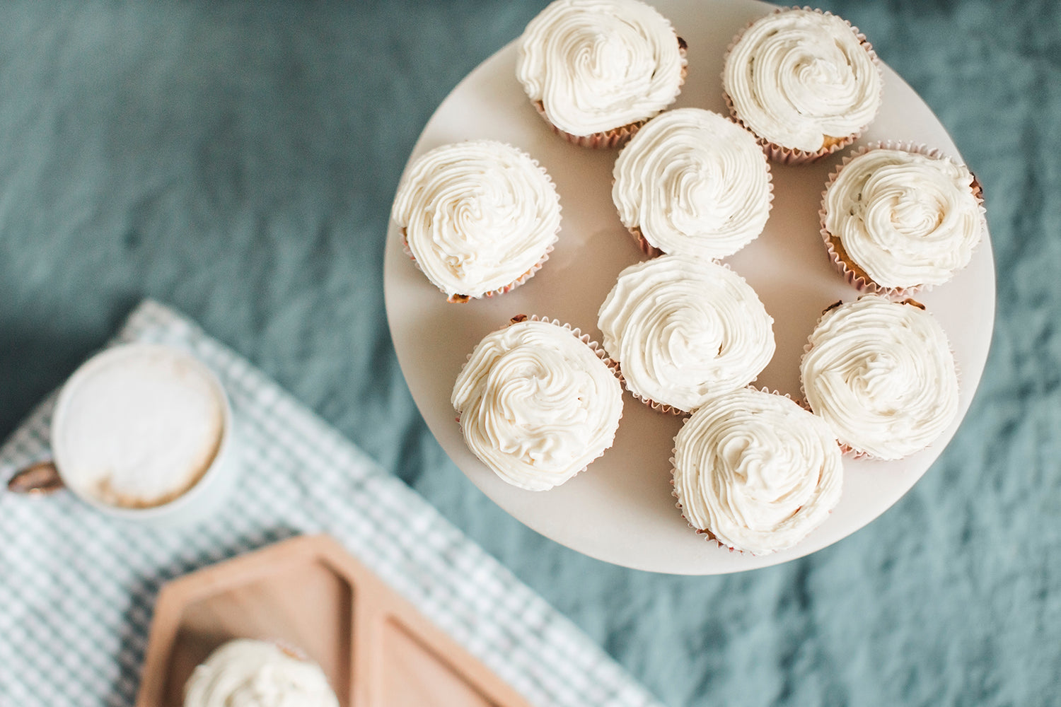Cupcakes aux carottes et glaçage au miel