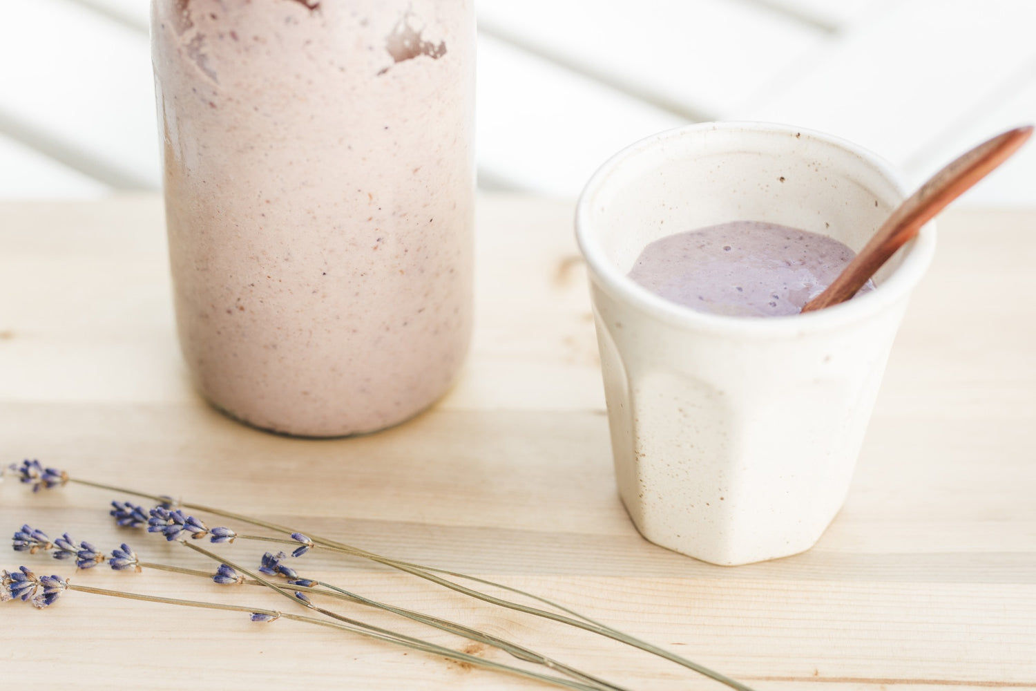 Yogourt fruité glacé ou yogourt fruité à boire