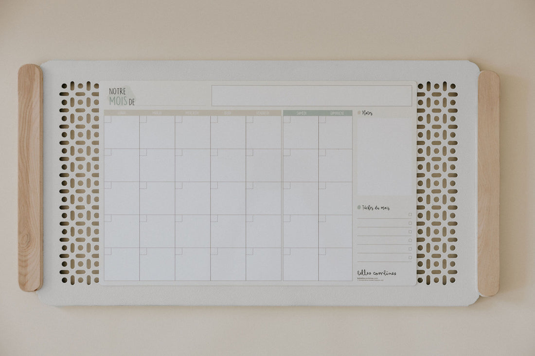 Laurel magnetic board