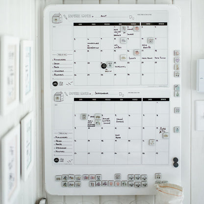 Aperçu du planificateur mensuel familial aimanté rempli avec magnétos pour Les Belles Combines